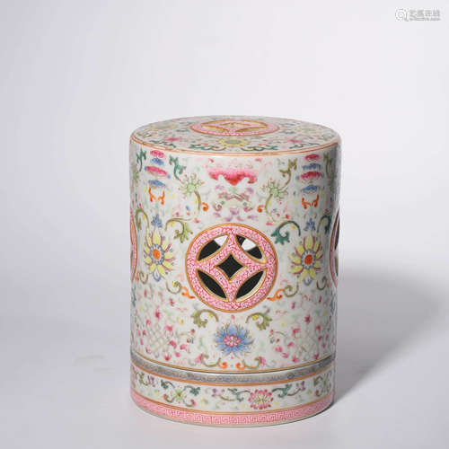 A FAMILLE ROSE PIERCING FLORAL AROMATHERAPY PORCELAIN CENSER