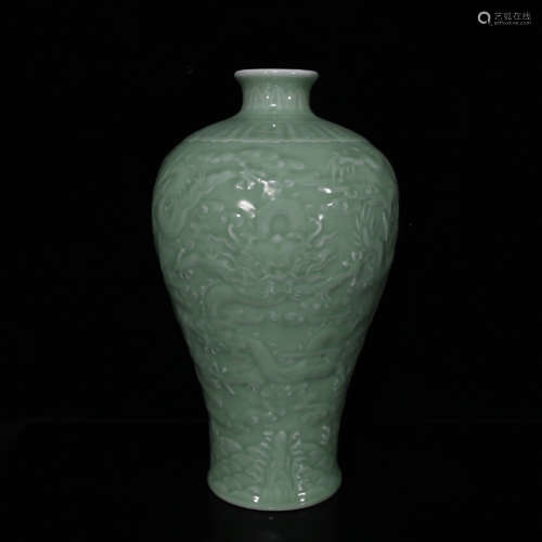 A PEA GREEN GLAZE DRAGON CARVED PORCELAIN MEIPING