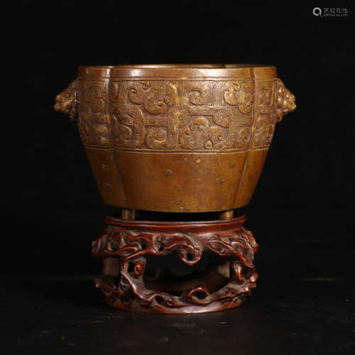A GILD BRONZE DOUBLE BEAST EARS INCENSE BURNER WITH STANDING