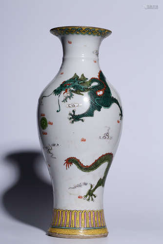 DOUCAI 'FLYING DRAGONS' VASE