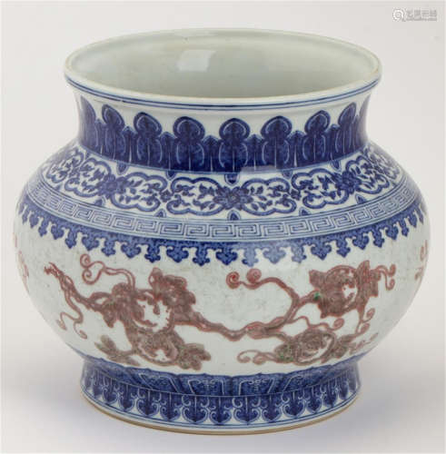 Chinese Blue and Red Vessel. Size: 8'' x 9'' x 9'' (20 x 23 x 23 cm).
