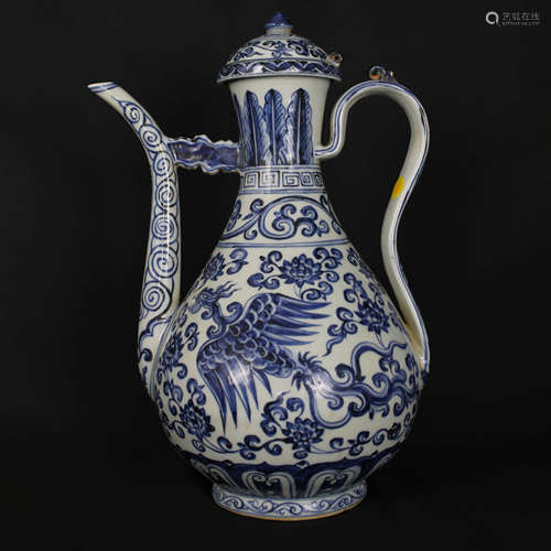 Blue-and-white Glaze, Phoenixs Painted Porcelain Gourd-Shaped Bottle, Ming Dynasty Emperor Xuande Years