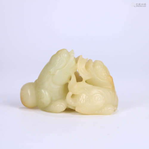 A Hetian Jade Carved Lucky Beast Ornament