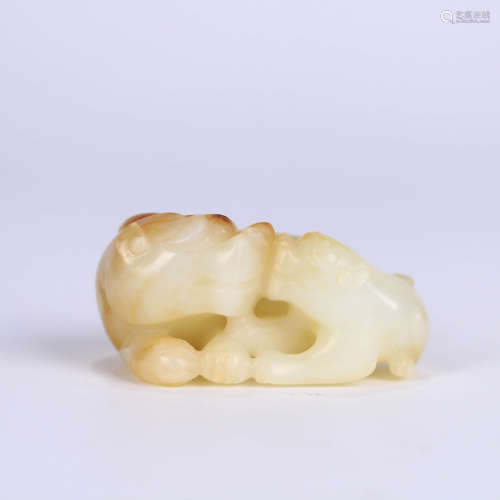 A Hetian Jade Carved Child-mother Beast Ornament