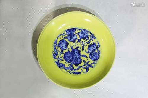 chinese yellow-ground underglaze blue dish,qianlong period