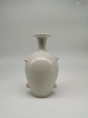 chinese ding yao porcelain vase