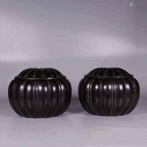 A Pair of Mingguo Period Rosewood Tea-leaf Tins