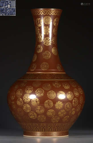 A MUWEN VASE WITH PHOENIX PATTERN OUTLINE IN GOLD