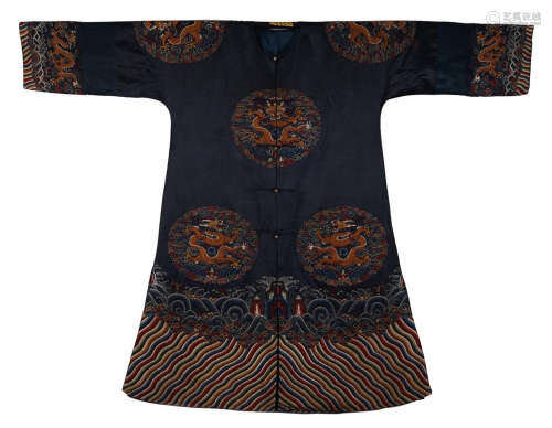 A ROBE WITH DRAGON PATTERN