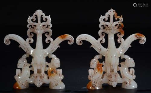 PAIR OF ANTIQUE JADE CARVED BIRD PENDANT