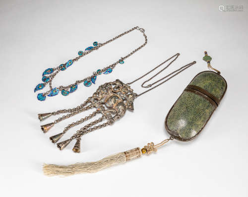 Group of Chinese Old Purse & Silver Necklace