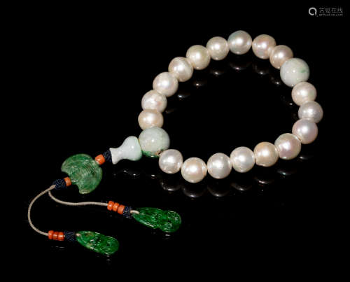 Chinese Sea Pearl Jadeite Prayer Beads