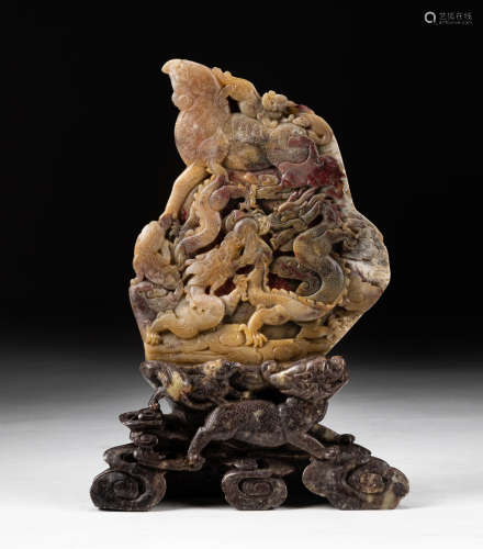 Chinese Chicken Blood Color Stone Carving
