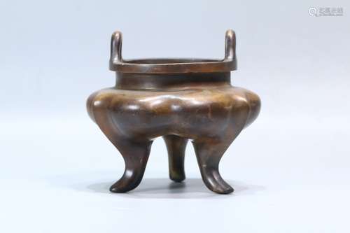 A Bronze Ear Censer