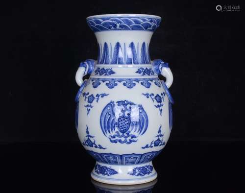 A Blue And White Phoenix Pattern Elephant Ear Vase