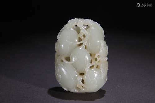 A Hetian Jade Auspicious Pattern Pendant