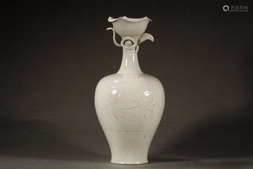 A Ding Yao Vase