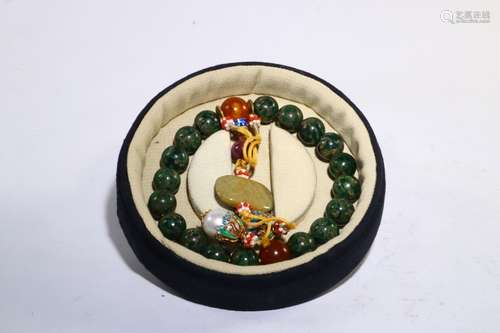 A Jadeite 18 Beads Bangle