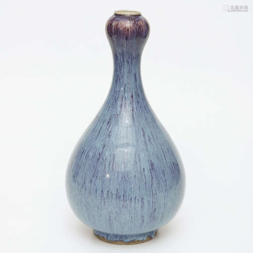 A Flambe-glazed Porcelain Garlic-head-shaped Bottle