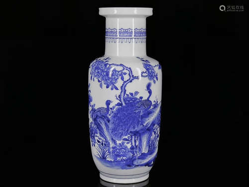 A Blue and White Peony&Phoenix Pattern Porcelain Vase