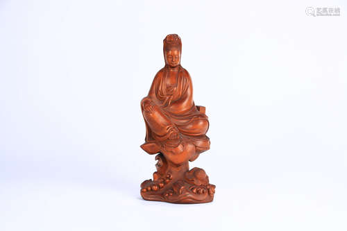 A Boxwood Carved Guanyin Statue