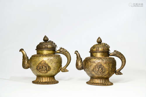 A Pair of Bronze Ewer with Eight Treasures Pattern