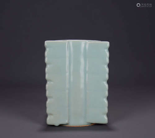 A Longquan Kiln Celadon Glaze Porcelain Cong  Vase