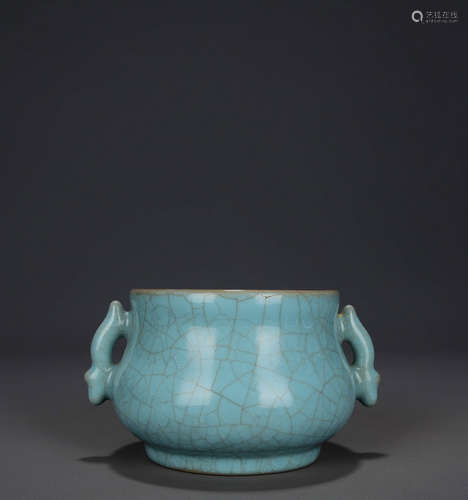 A Ru Kiln Skyblue Glaze Ice Crack Porcelain Double Ears Incense Burner