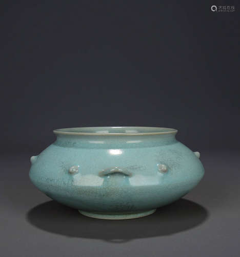 A Ru Kiln Azure Glaze Porcelain Fish Basket Shaped Zun