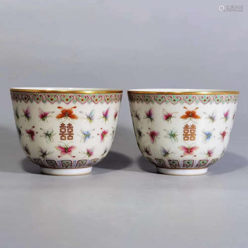 A Pair of Famille Rose Butterfies Porcelain Cups