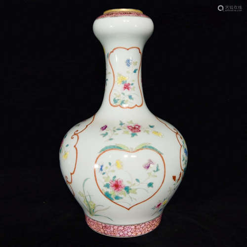 A Famille Rose Floral Porcelain Garlic-head Bottle