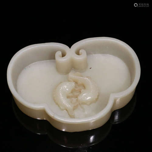 A White Jade Fish Carved Brush Washer