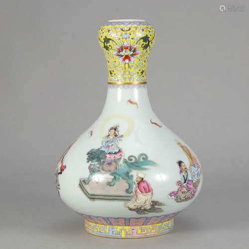 A Famille Rose Figure Porcelain Garlic-head Bottle