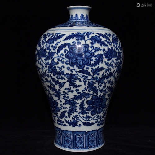 A Blue and White Twining Flowers Pattern Porcelain Meiping