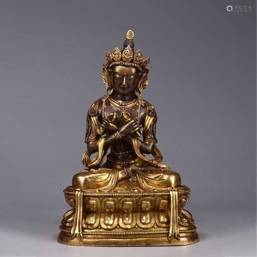 A Gild Bronze Seated Statue of Buddha Vajradhara