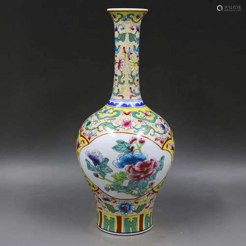 A Famille Rose Gilt-inlaid Floral Porcelain Flask