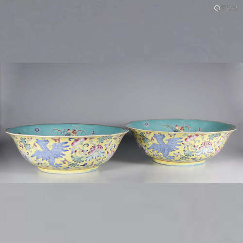 A Pair of Yellow Ground Famille Rose Flower&Bird Pattern Porcelain Bowls