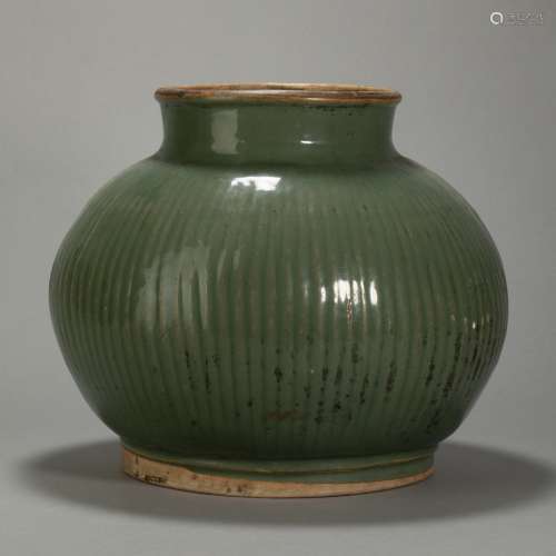 Green Glazed Pot from Ming