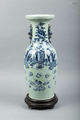 Chine, début XXe siècle Vase balustre en porcelai…