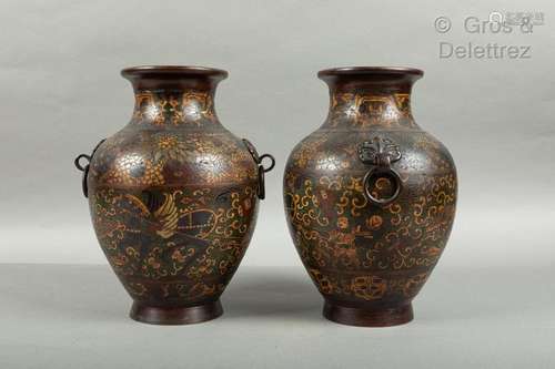 Japon, début XXe siècle Paire de vases pansus à c…