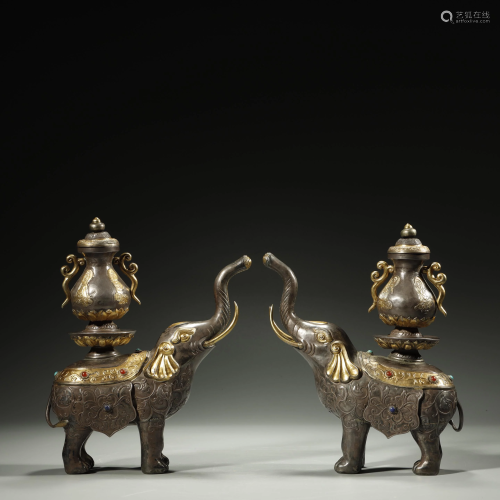 QING DYNASTY,A PAIR OF SILVER ELEPHANTS