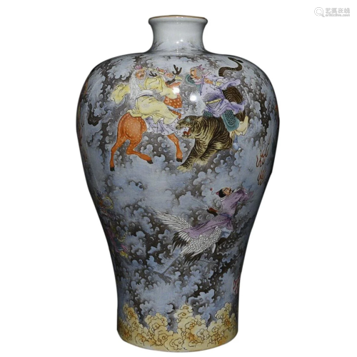 FAMILLE ROSE 'FIGURE STORY' MEIPING VASE