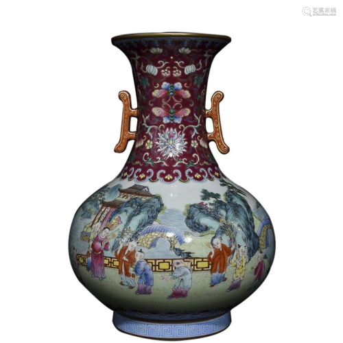 FAMILLE ROSE 'CHILDREN AT PLAY' VASE WITH HANDLES