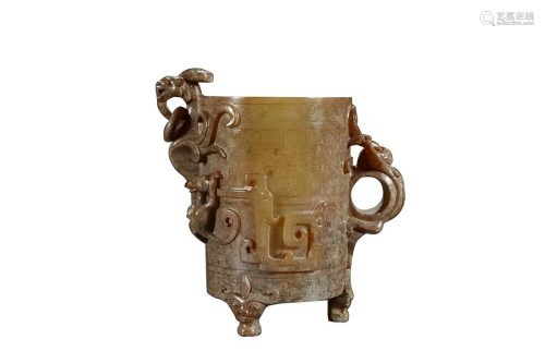 ANTIQUE JADE CUP CARVED WITH CHILONG