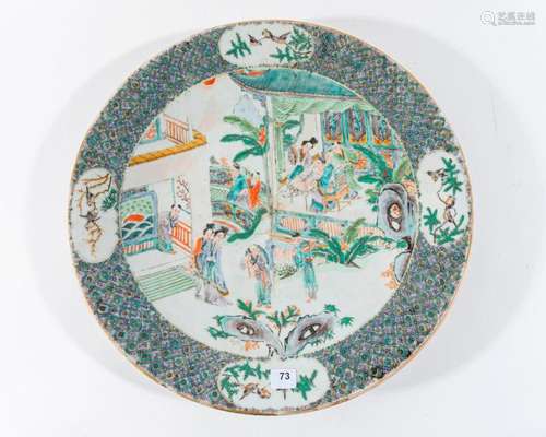 CHINE, Canton PLAT circulaire en porcelaine à déco…