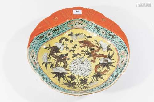 CHINE COMPOTIER en porcelaine à décor polychrome d…