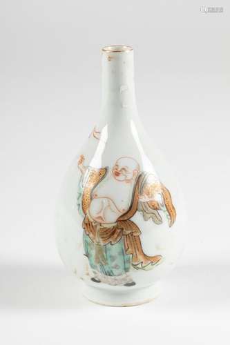 CHINA Small porcelain bottle VASE with polychrome …