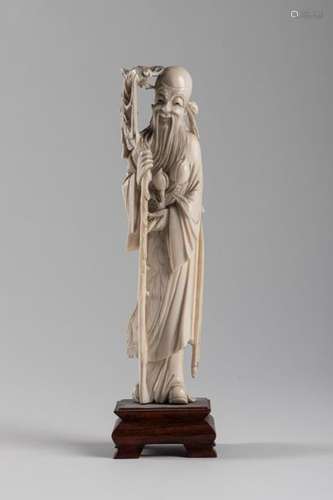 CHINA SAGE with cane, carved ivory. H. 20 cm.