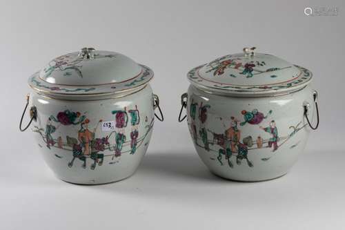 CHINA Pair of porcelain COVERED JARS with polychro…