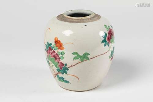 CHINA GINGER POT in porcelain decorated with ename…